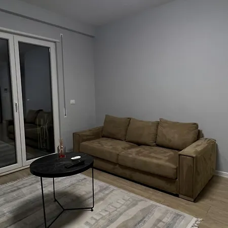 Apartment An *